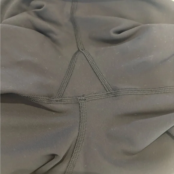 Lululemon Wunder Train High Rise Black Leggings Size 8 - Picture 10 of 10